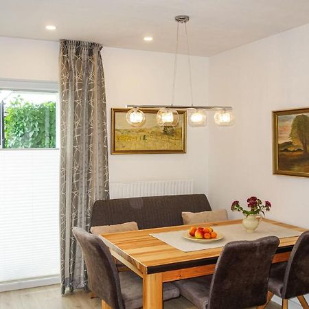 Beautiful Apartment In Dillenburg With Kitchen Extérieur photo