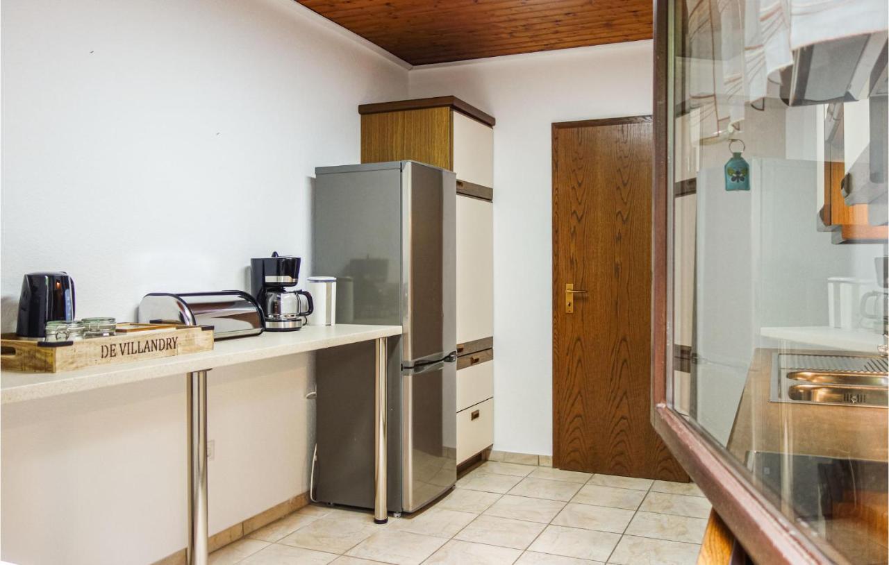 Beautiful Apartment In Dillenburg With Kitchen Extérieur photo