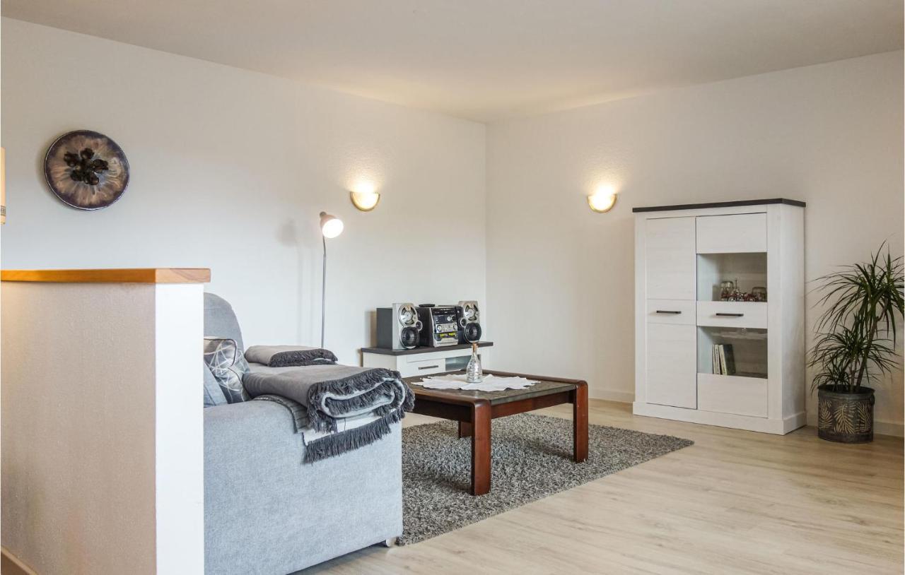 Beautiful Apartment In Dillenburg With Kitchen Extérieur photo